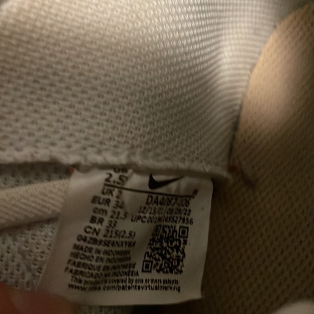 Girls Nike Blazers - Picture 5 of 5